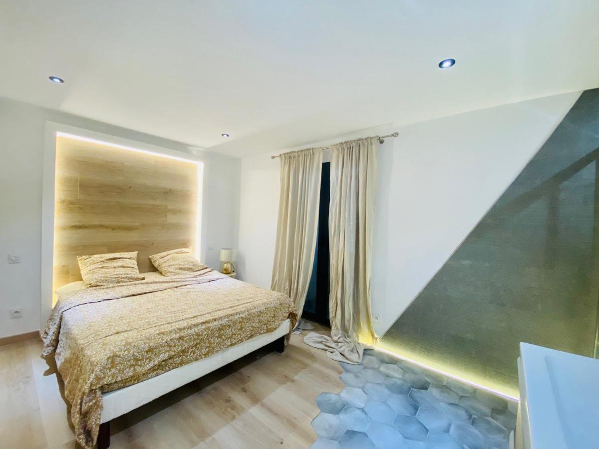 Apartamento Duplex 120M2 Terrasse Vue Sur Nimes Exterior foto
